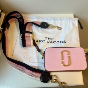 Marc Jacob’s Snapshot Bag pink and yellow with strap and dust bag